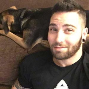 Meet your Posher, Tomer